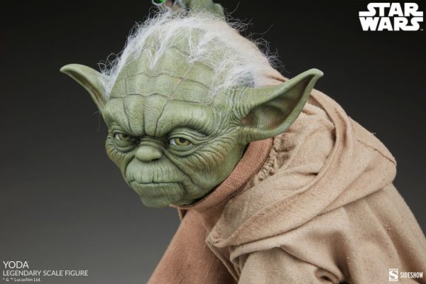 Star Wars - Yoda 1:2 Scale Legendary Statue